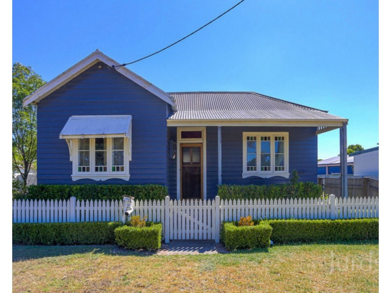 25 Quarrybylong Street, Cessnock NSW 2325