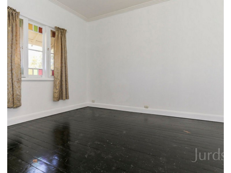 25 Quarrybylong Street, Cessnock NSW 2325