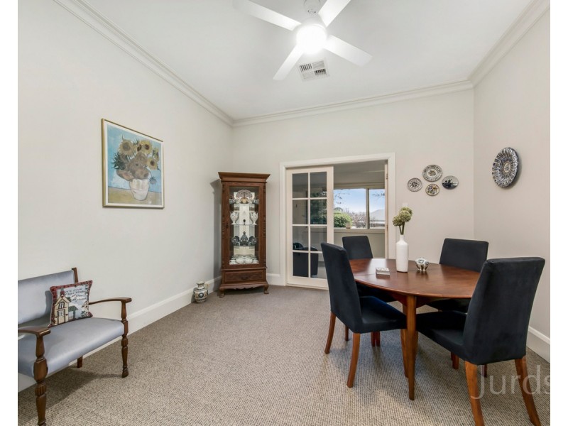 42 Londons Road, Lovedale NSW 2325