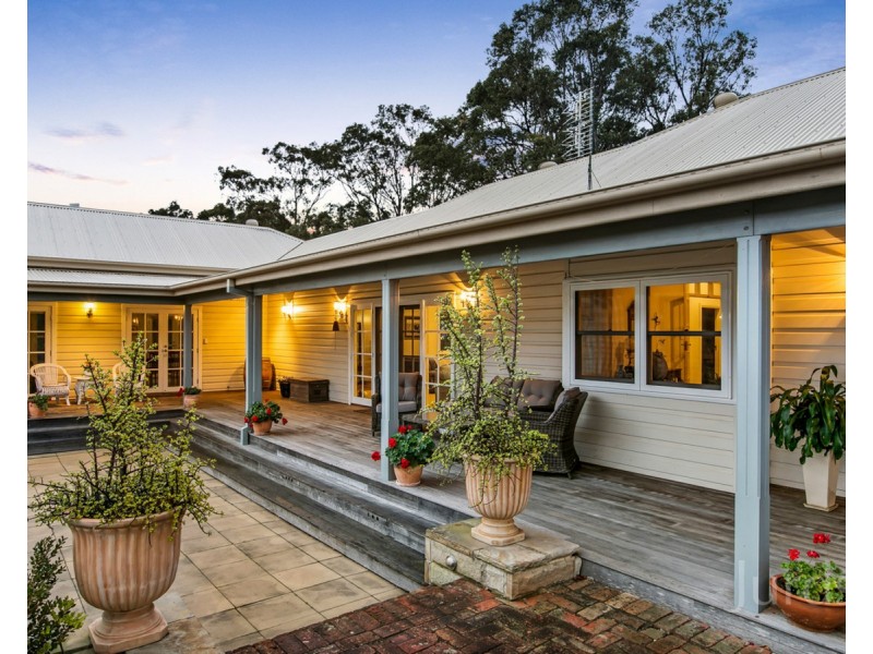 42 Londons Road, Lovedale NSW 2325