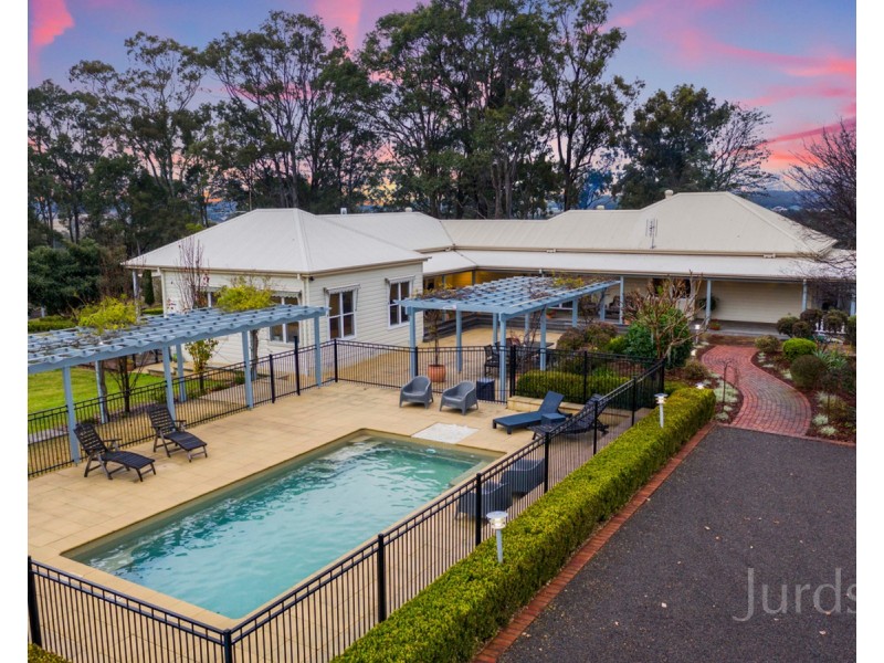 42 Londons Road, Lovedale NSW 2325
