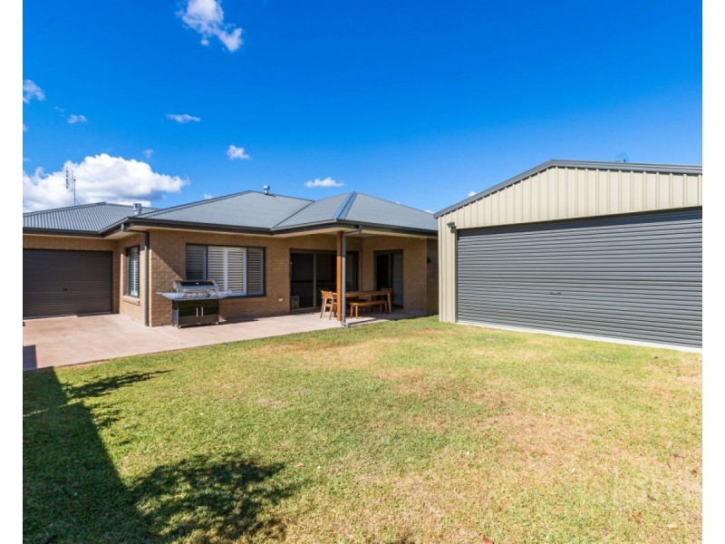9 Fairview Place, Cessnock NSW 2325