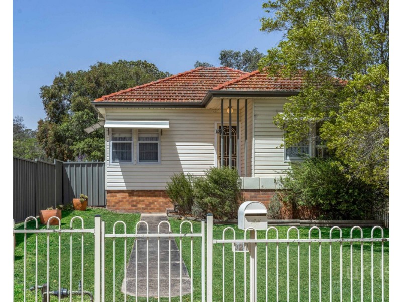 323 Maitland Road, Cessnock NSW 2325