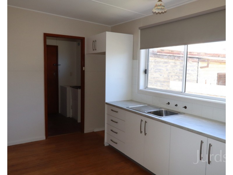 2/22 Church Street, Cessnock NSW 2325