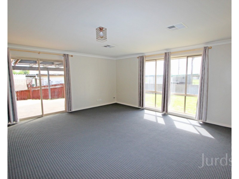 84 Church Street, Cessnock NSW 2325