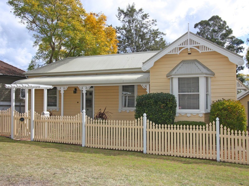 16 Yango Street, Cessnock NSW 2325