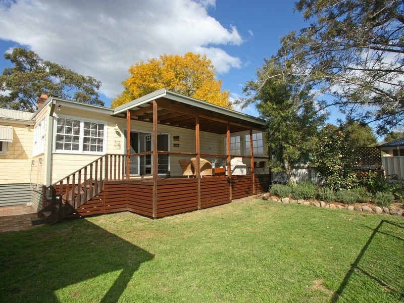 16 Yango Street, Cessnock NSW 2325