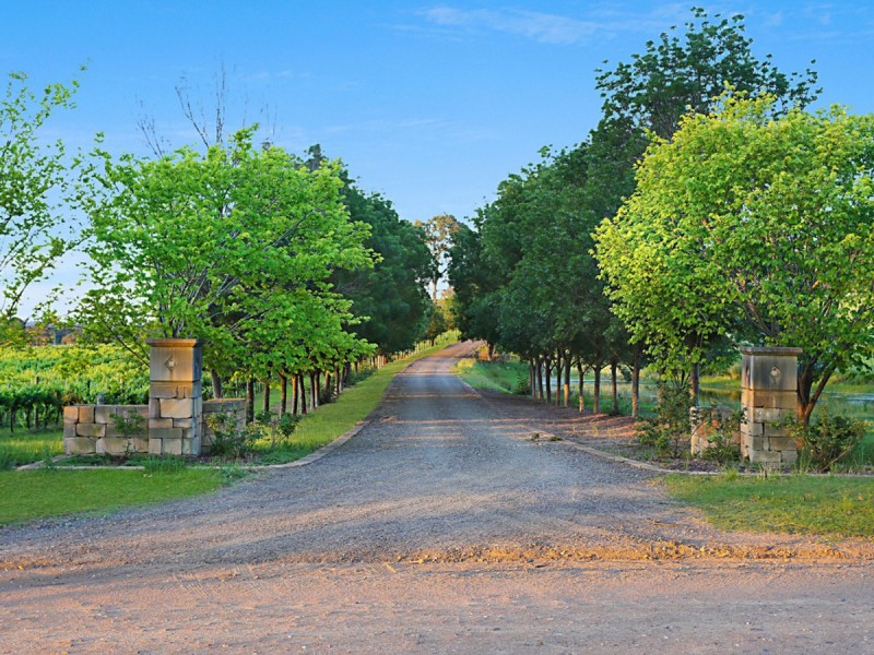 25 Londons Road, Lovedale NSW 2325