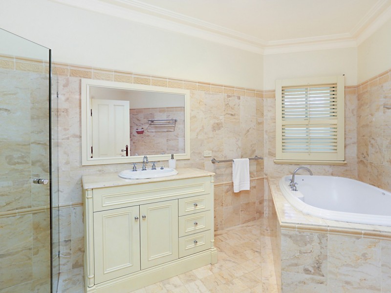 25 Londons Road, Lovedale NSW 2325