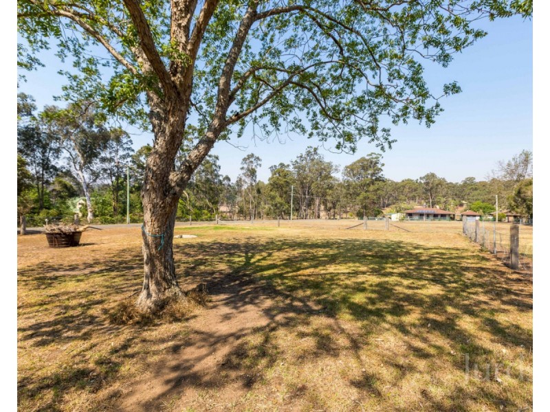 5 Holmes Street, Ellalong NSW 2325