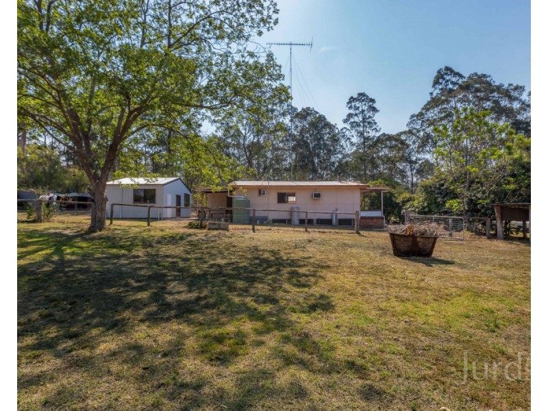 5 Holmes Street, Ellalong NSW 2325