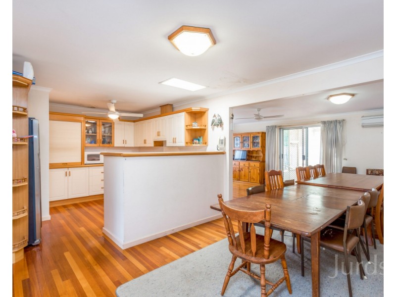 27 Howe Street, Broke NSW 2330