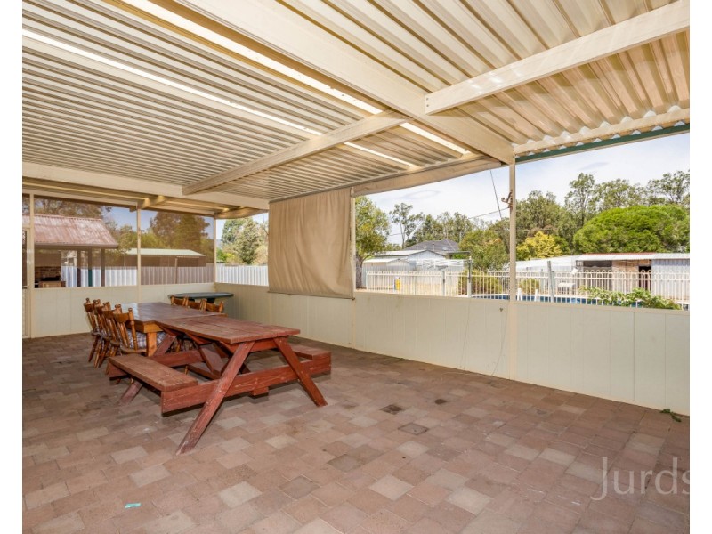 27 Howe Street, Broke NSW 2330