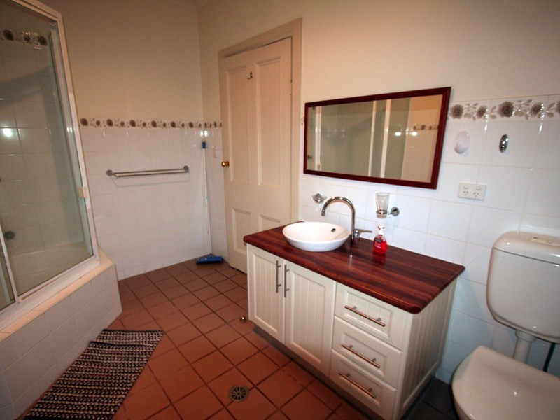 28 Hall Street, Cessnock NSW 2325
