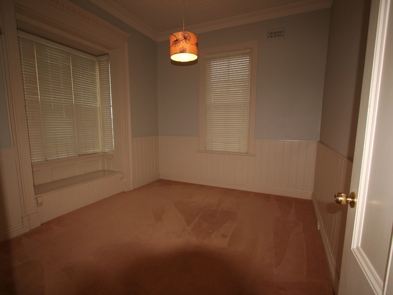28 Hall Street, Cessnock NSW 2325