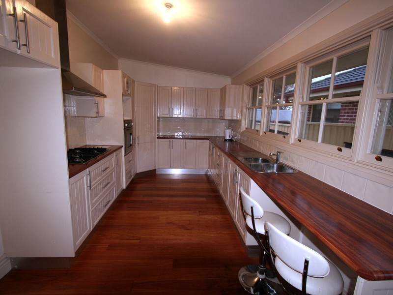 28 Hall Street, Cessnock NSW 2325