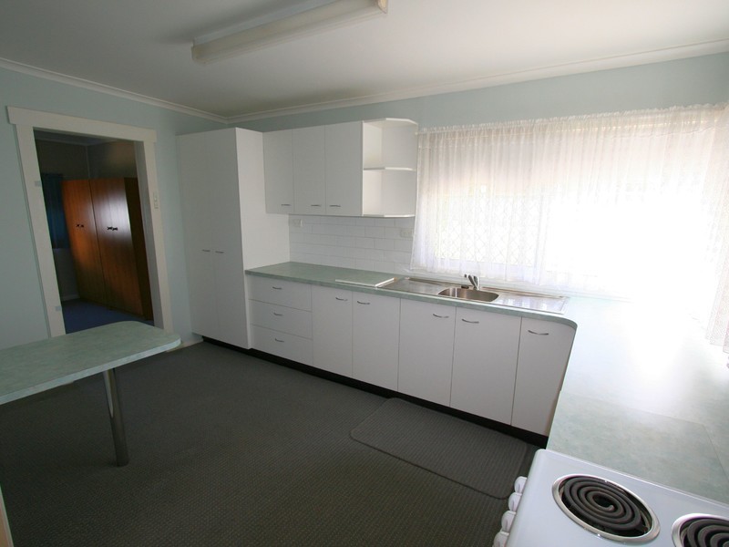37 Melbourne St, Abermain NSW 2326