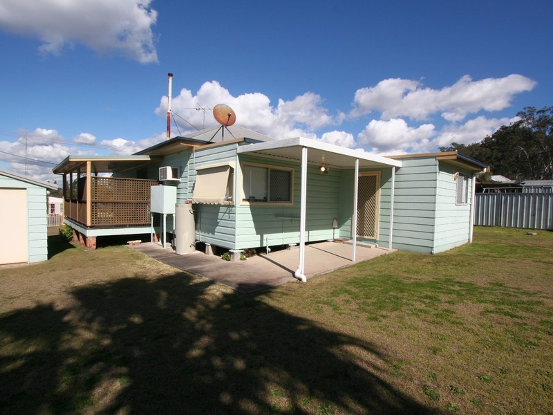 37 Melbourne St, Abermain NSW 2326