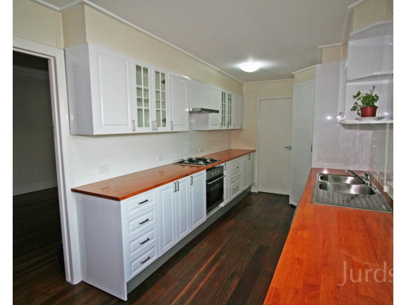 2 Fourth Street, Cessnock NSW 2325