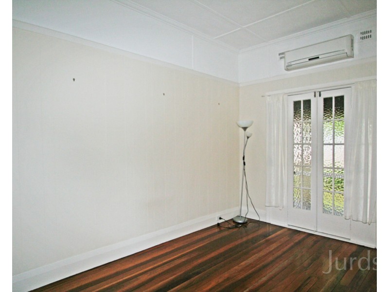 2 Fourth Street, Cessnock NSW 2325