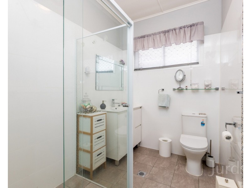 30 Barrett Avenue, Cessnock NSW 2325