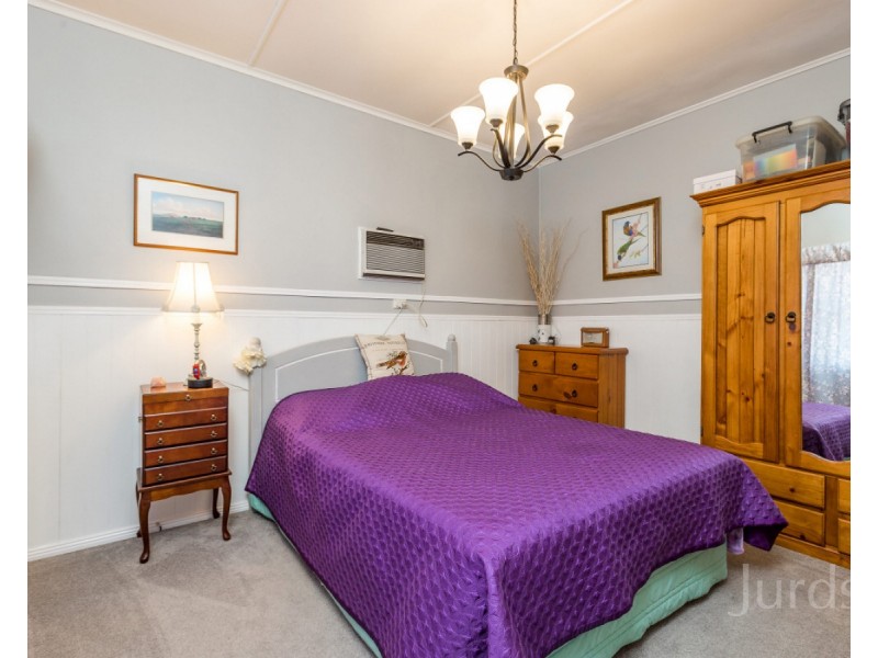 30 Barrett Avenue, Cessnock NSW 2325