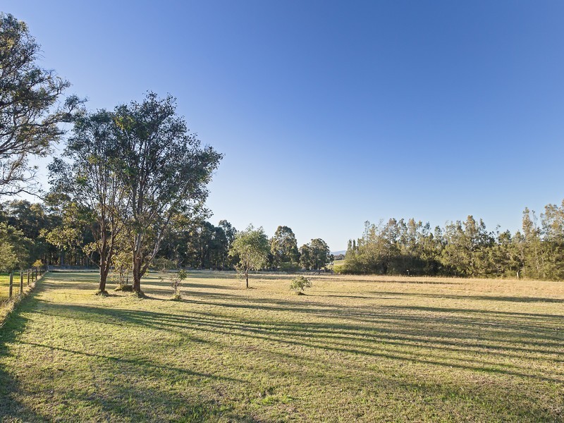 931 Lovedale Road, Lovedale NSW 2325