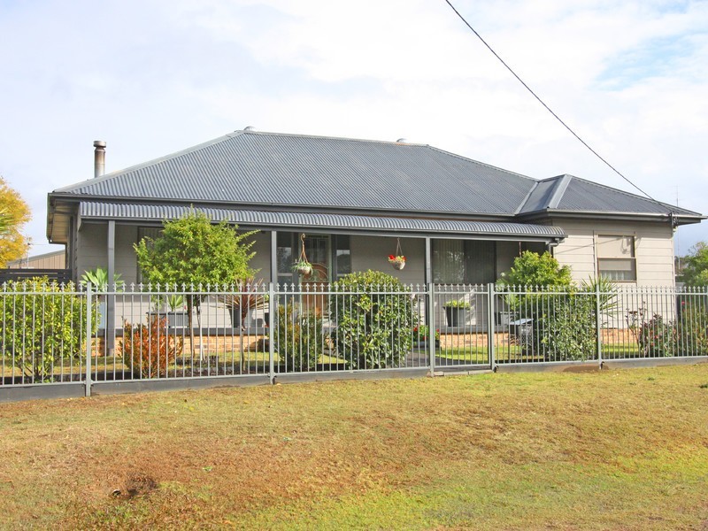 7 Curry Street, Aberdare NSW 2325