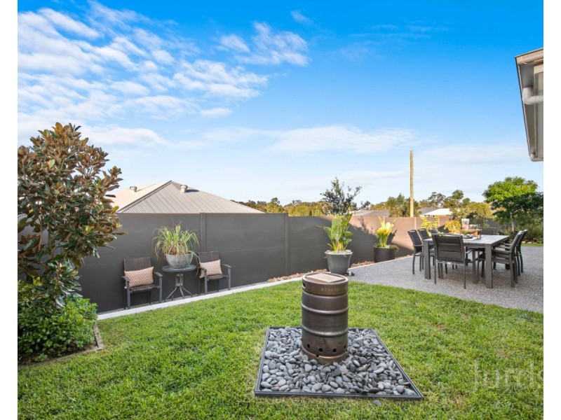 20 Dunnett Avenue (Huntlee), North Rothbury NSW 2335