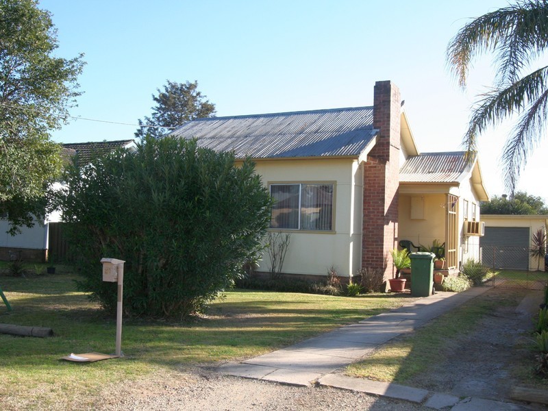 22 Hunter Ave, Cessnock NSW 2325