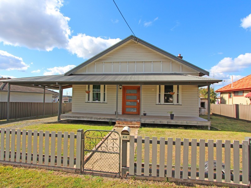 44 Love Street, Cessnock NSW 2325