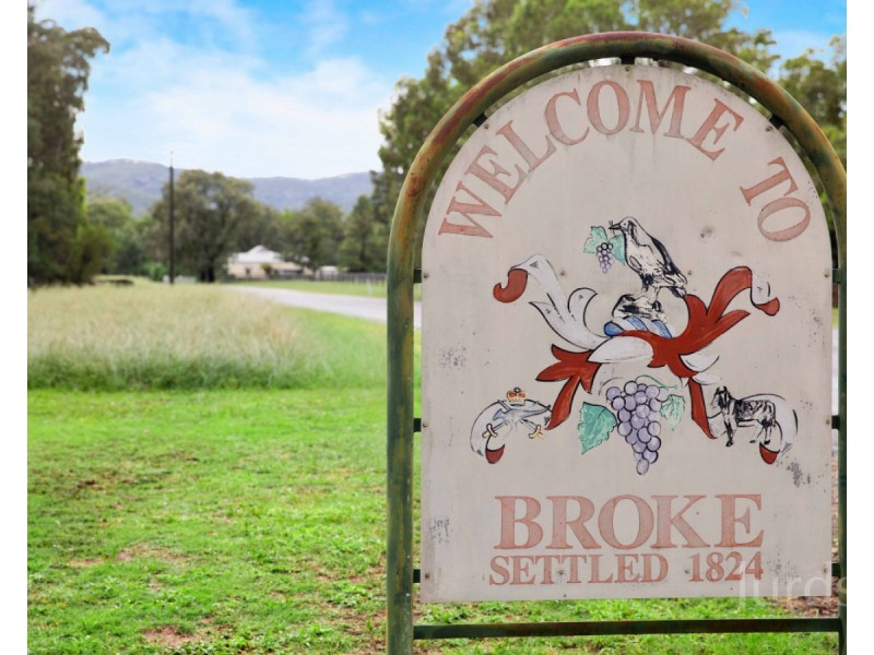 68-70 Wollombi Street, Broke NSW 2330
