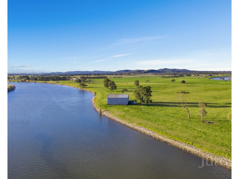 1428 Raymond Terrace Road, Nelsons Plains NSW 2324
