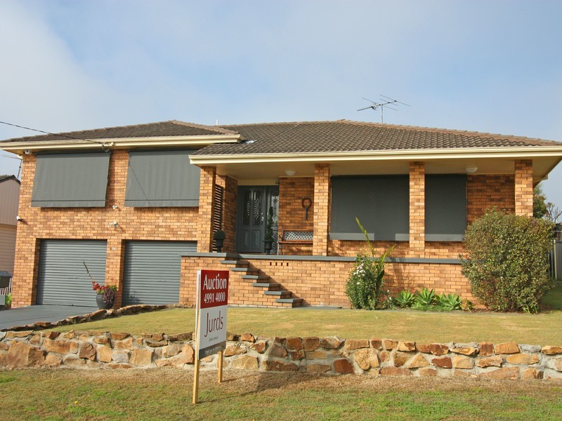 74 Maitland Street, Abermain NSW 2326