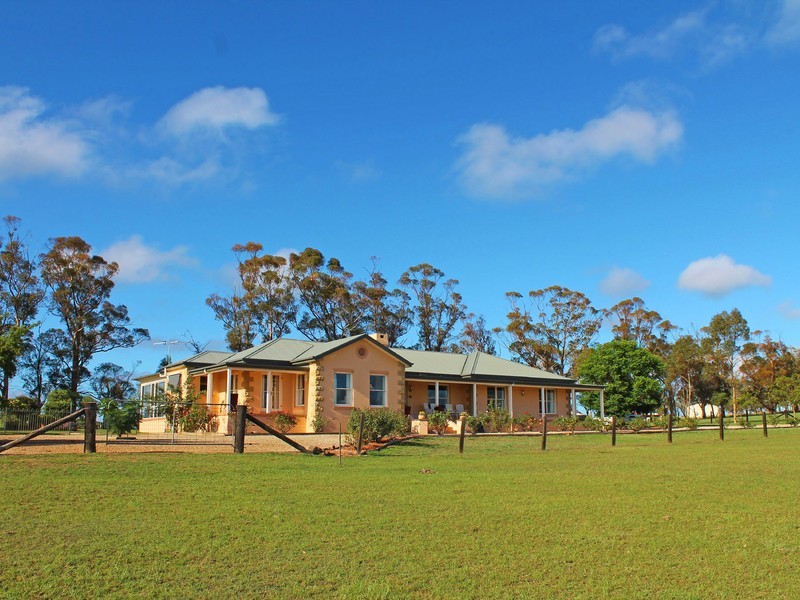 30 Coachmans Drive, Whittingham NSW 2330