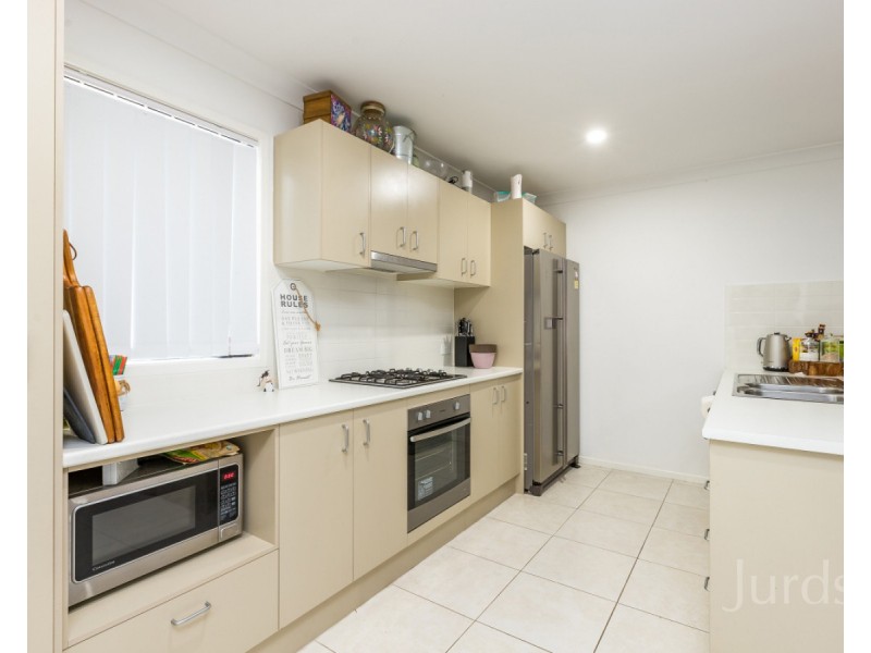 2 Blackbird Avenue, Thornton NSW 2322