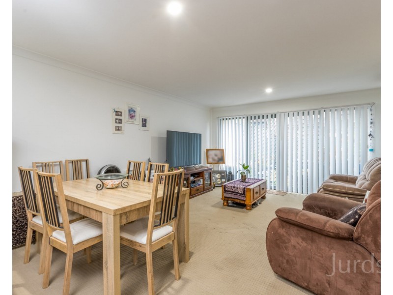 2 Blackbird Avenue, Thornton NSW 2322