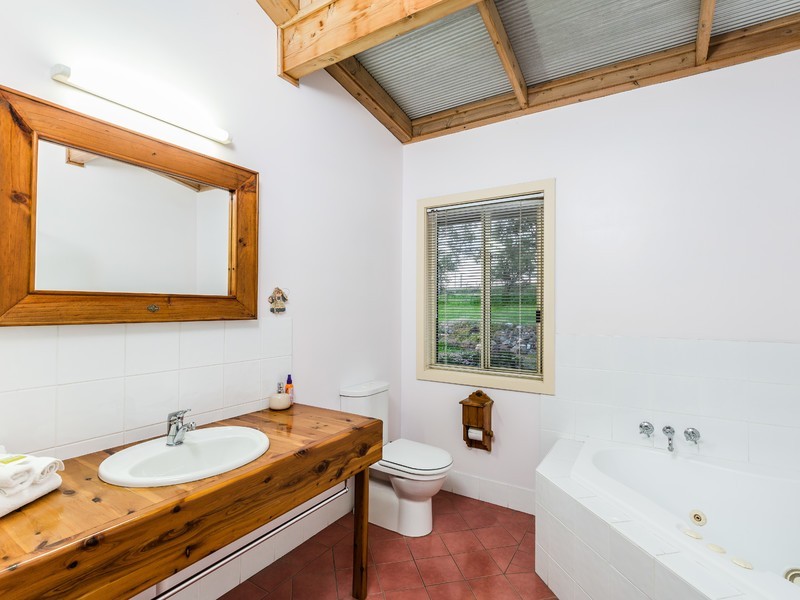 198 Old North Road, Pokolbin NSW 2320