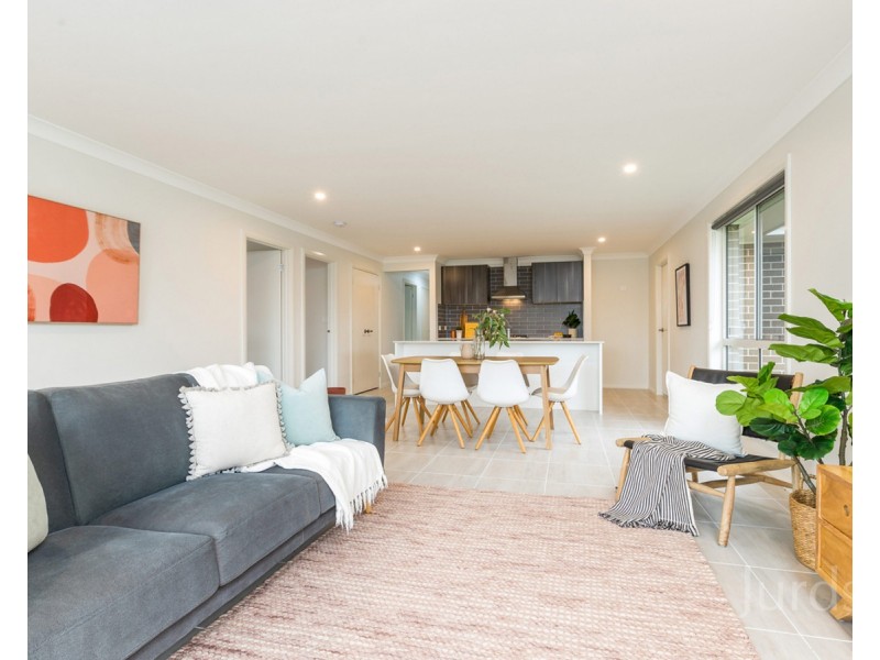 4 Parnell Road (Huntlee), North Rothbury NSW 2335