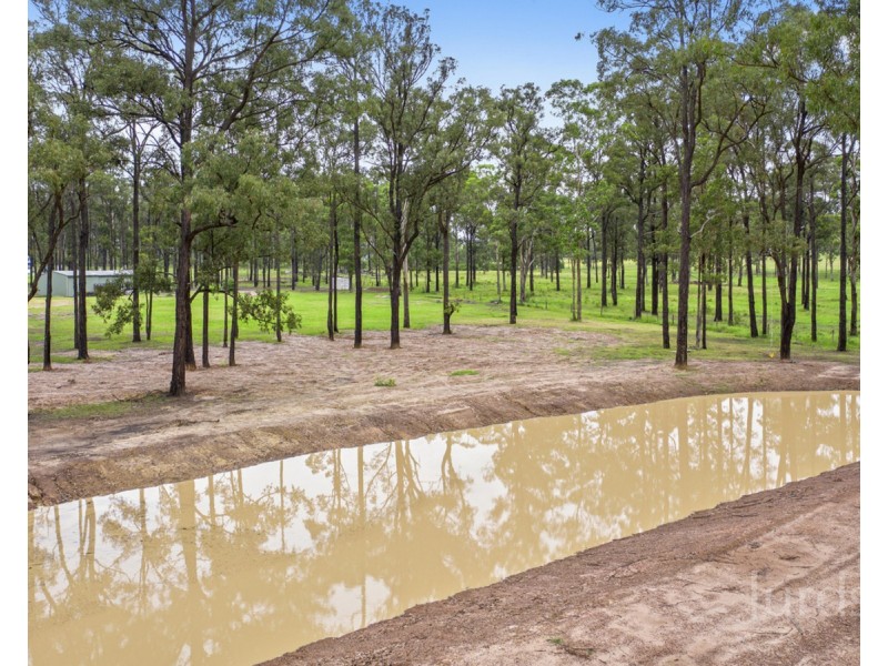 13 Green Lane, Lovedale NSW 2325