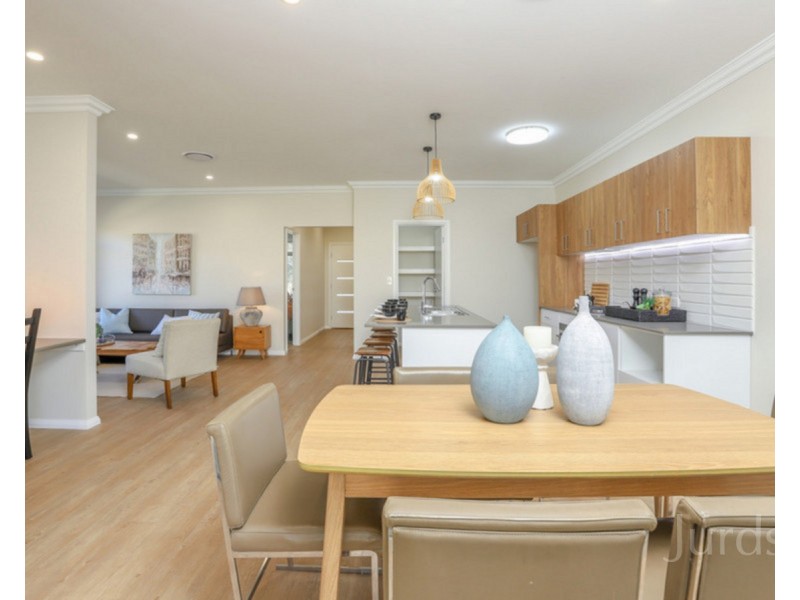 12 Bendeich Drive, North Rothbury NSW 2335