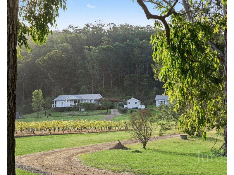 25 Charlton Street, Wollombi NSW 2325