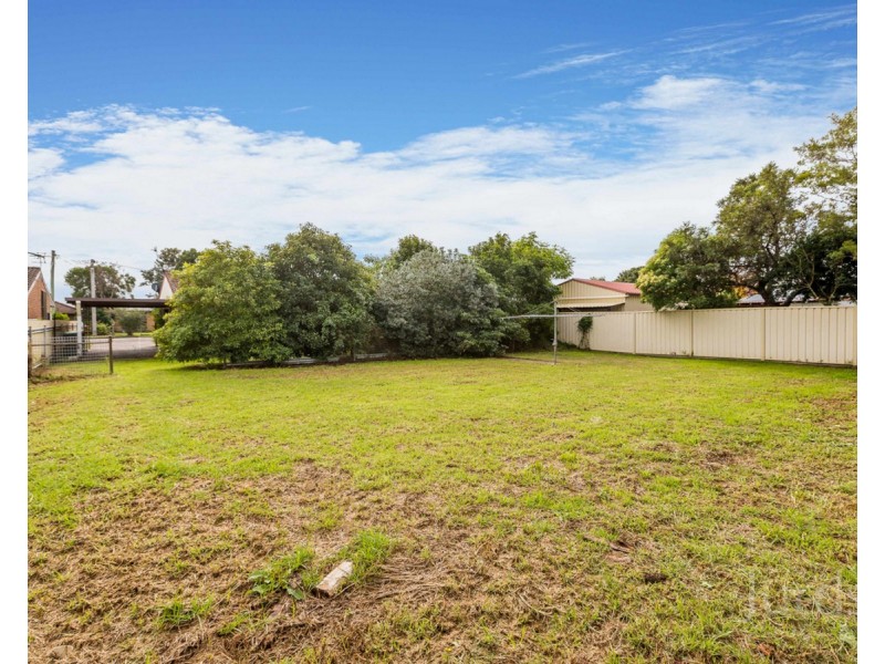 2 Trenchard Street, Heddon Greta NSW 2321
