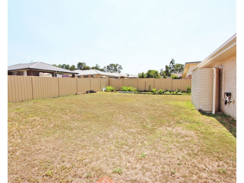 16 Chablis Drive, Cessnock NSW 2325