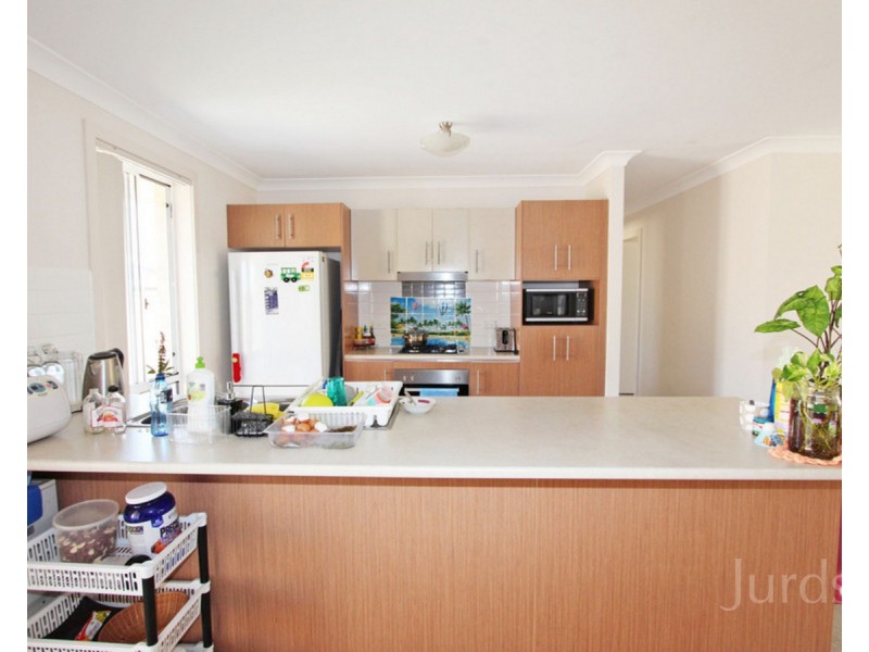 16 Chablis Drive, Cessnock NSW 2325