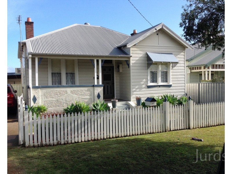 13 Elizabeth Street, Cessnock NSW 2325