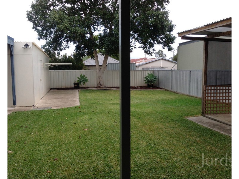 13 Elizabeth Street, Cessnock NSW 2325