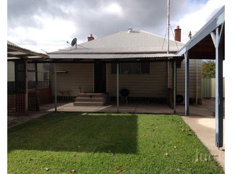 13 Elizabeth Street, Cessnock NSW 2325