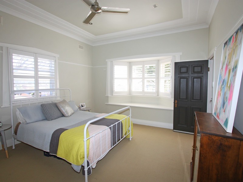 11 Hall Street, Cessnock NSW 2325