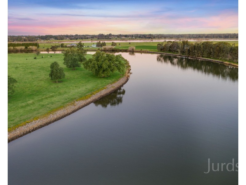 1428 Raymond Terrace Road, Nelsons Plains NSW 2324